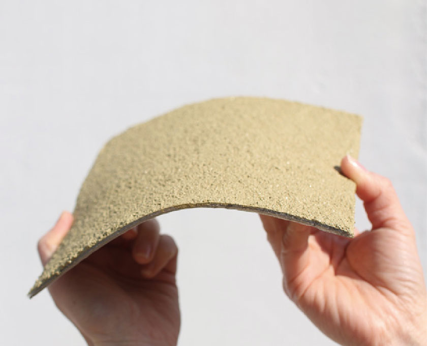 大震災でもひび割れない塗り壁