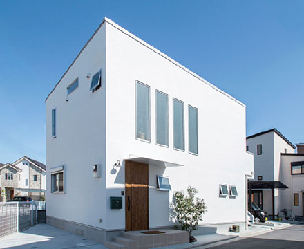 OMEGA（外装材）