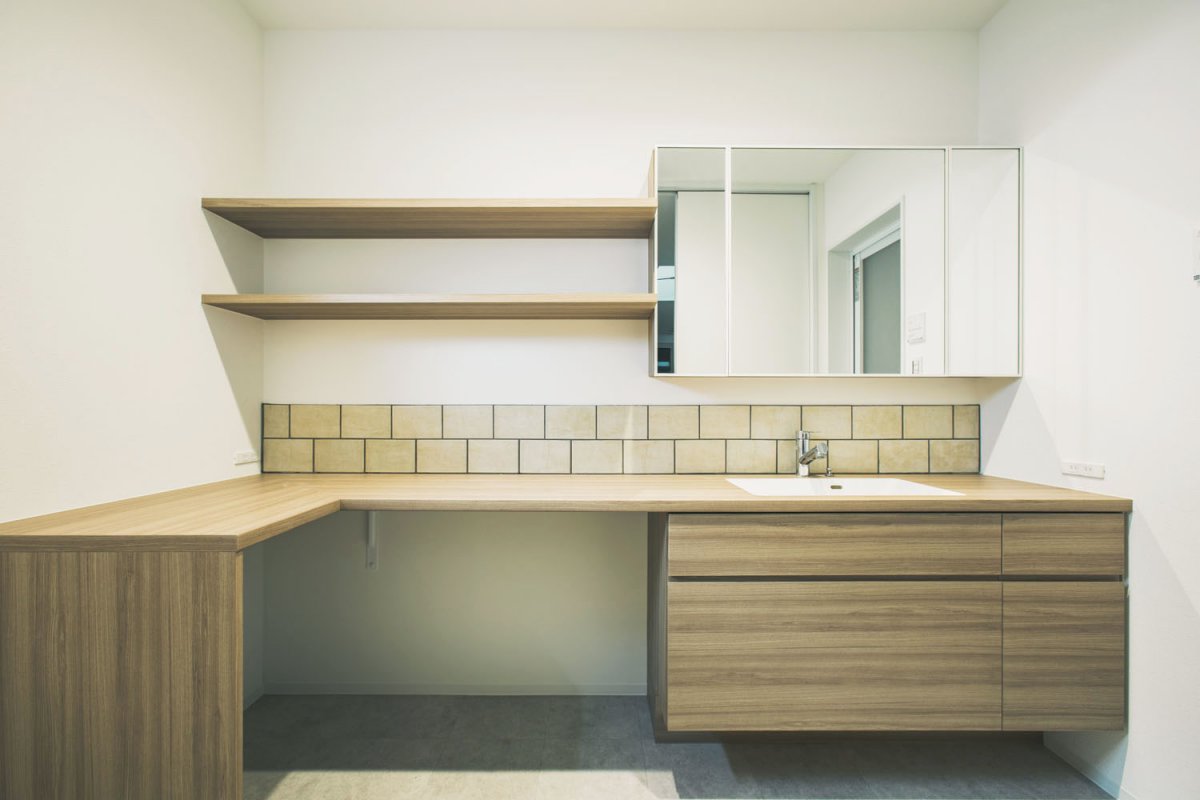 洗面室兼家事スペースで快適ライフ