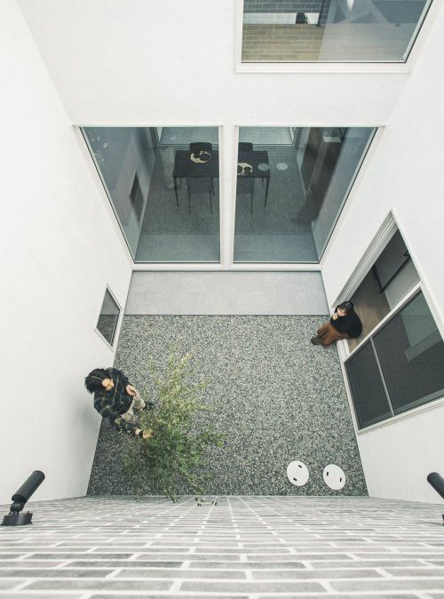 【モデル】
高槻市日吉台