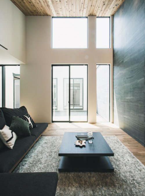 【モデル】
8月上旬完成予定
吹田市泉町