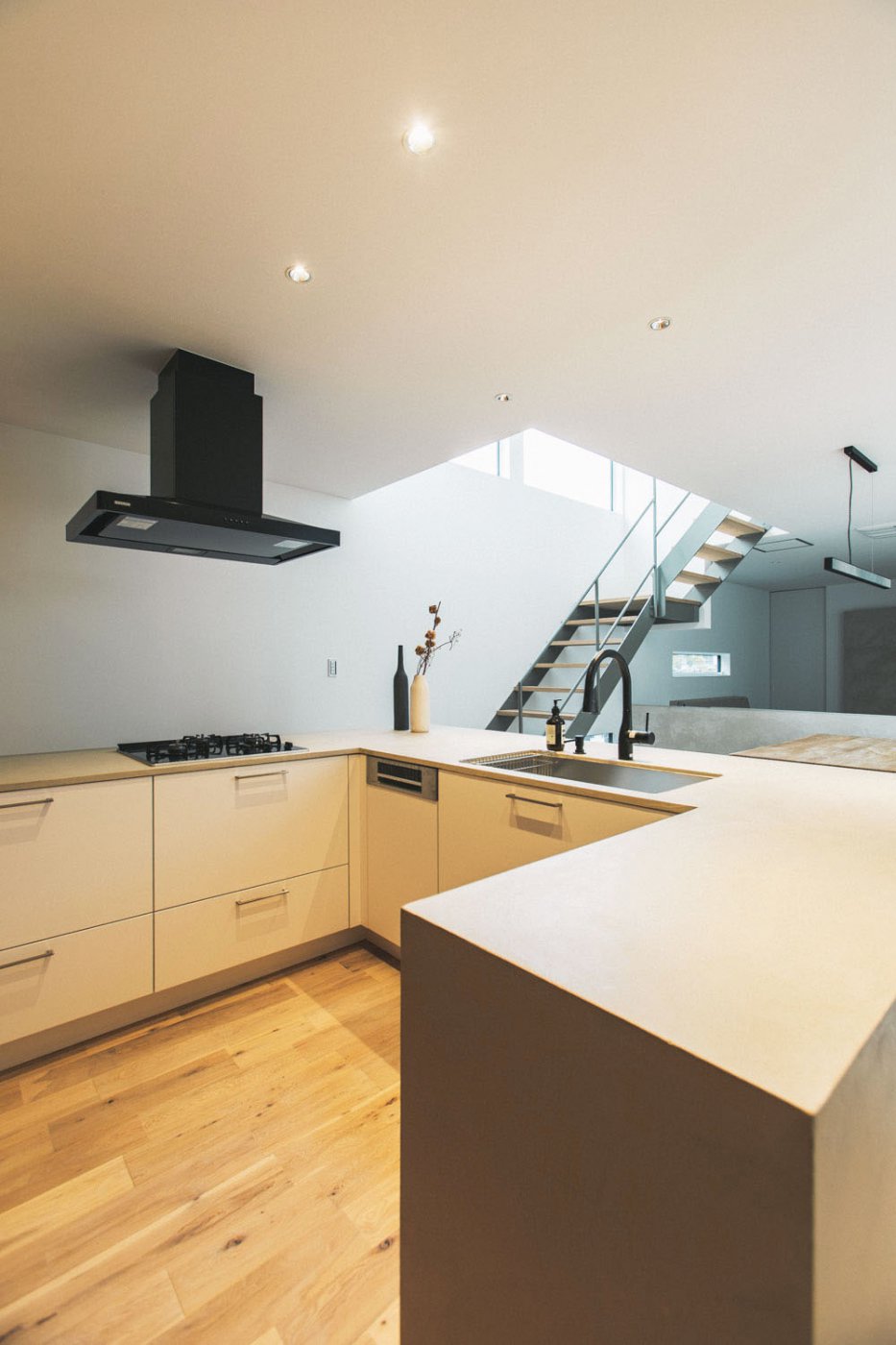 造作キッチンが主役のお家